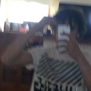 Meet your Posher, Johnathan